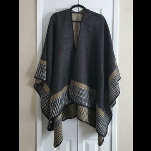 Lulla Collection Reversible Poncho